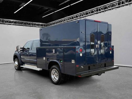 2013 Ford F-450 4WD Crew Cab 176" WB 60" CA XL