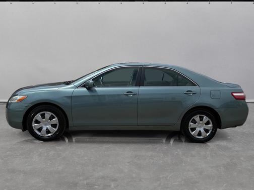 Blue Ribbon Metallic 2009 Toyota Camry 4dr Sdn V6 Auto SE (Natl)