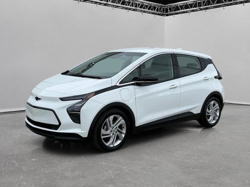 Summit White 2023 Chevrolet Bolt EV 5dr Wgn 1LT