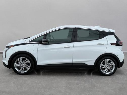 Summit White 2023 Chevrolet Bolt EV 5dr Wgn 1LT