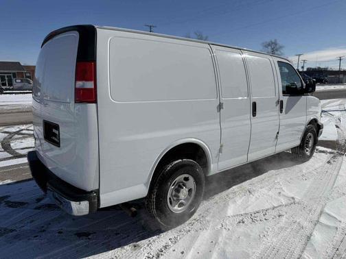 2020 Chevrolet Express 2500 RWD 2500 Regular Wheelbase WT