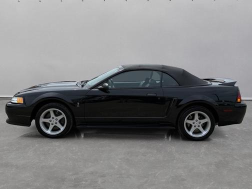 Black 1999 Ford Mustang 2dr Convertible SVT Cobra