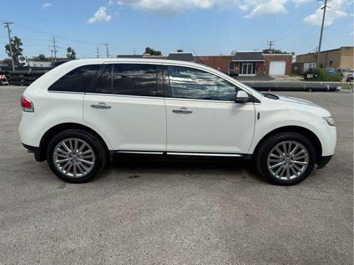 2013 Lincoln MKX Base