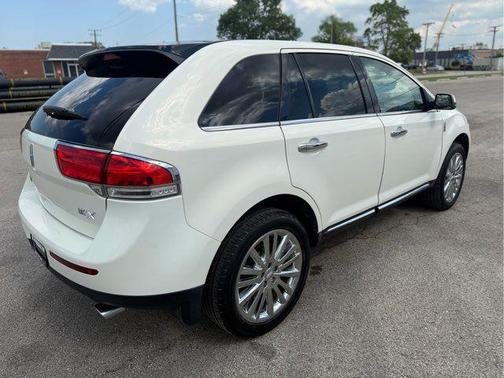 2013 Lincoln MKX Base