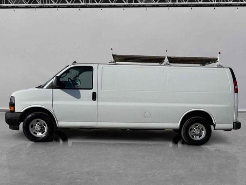 2020 Chevrolet Express 2500 RWD 2500 Extended Wheelbase WT