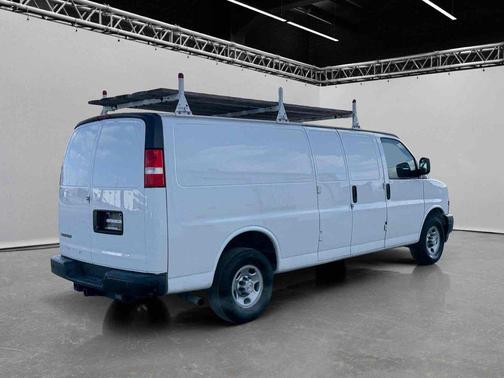 2020 Chevrolet Express 2500 RWD 2500 Extended Wheelbase WT