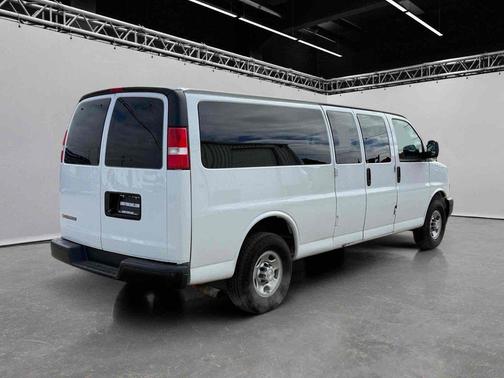 2019 Chevrolet Express 3500 LS