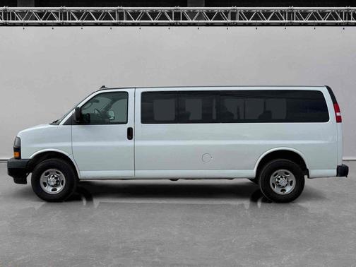 2019 Chevrolet Express 3500 LS