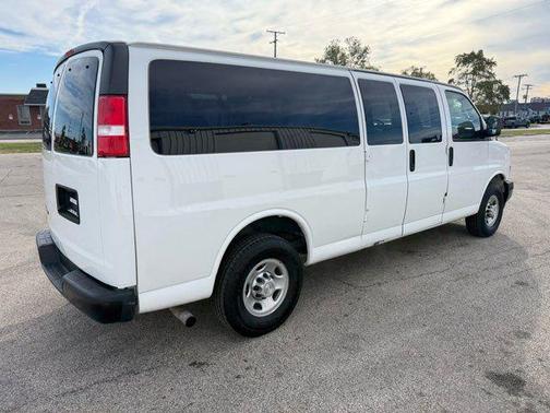 2019 Chevrolet Express 3500 LS