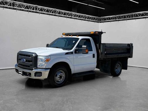 2016 Ford F-350 2WD Reg Cab 141" WB 60" CA XL