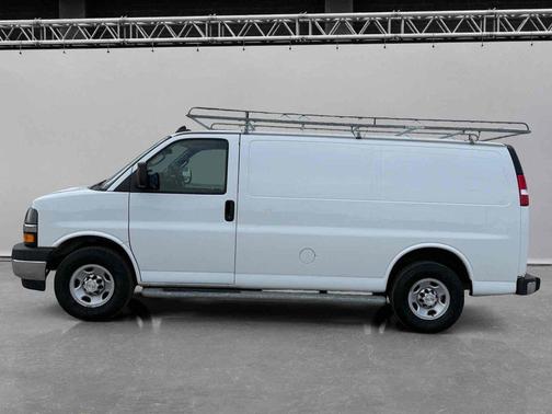 2020 Chevrolet Express 2500 RWD 2500 Regular Wheelbase WT