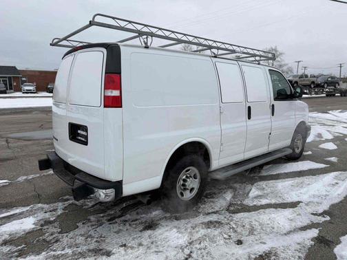 2020 Chevrolet Express 2500 RWD 2500 Regular Wheelbase WT