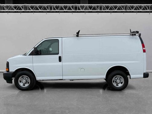 2017 Chevrolet Express 2500 RWD 2500 135"
