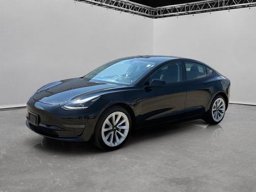 Solid Black 2022 Tesla Model 3 Long Range AWD *Ltd Avail*