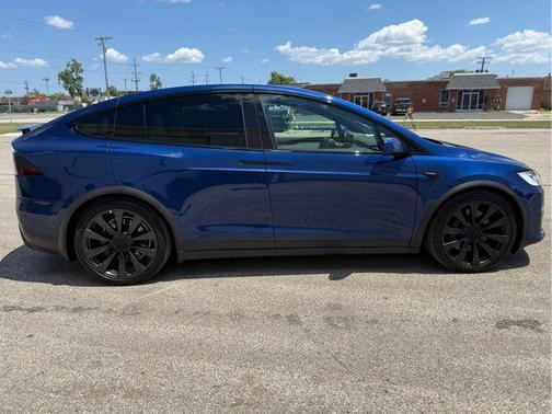 2022 Tesla Model X Plaid Tri Motor All-Wheel Drive