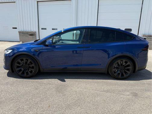 2022 Tesla Model X Plaid Tri Motor All-Wheel Drive
