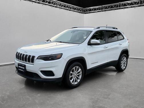 Bright White Clearcoat 2021 Jeep Cherokee Latitude FWD