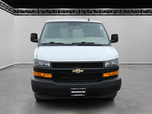 Summit White 2021 Chevrolet Express 2500 RWD 2500 135"