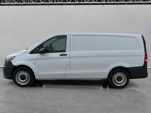 2020 Mercedes-Benz Metris Base
