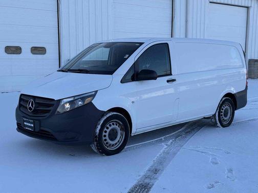 2020 Mercedes-Benz Metris Base