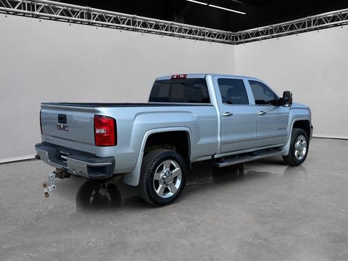 Quicksilver Metallic 2016 GMC Sierra 3500 4WD Crew Cab 153.7" SLT