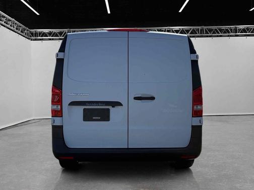2020 Mercedes-Benz Metris Standard Roof 126" Wheelbase
