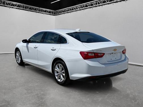 Summit White 2023 Chevrolet Malibu 4dr Sdn 1LT