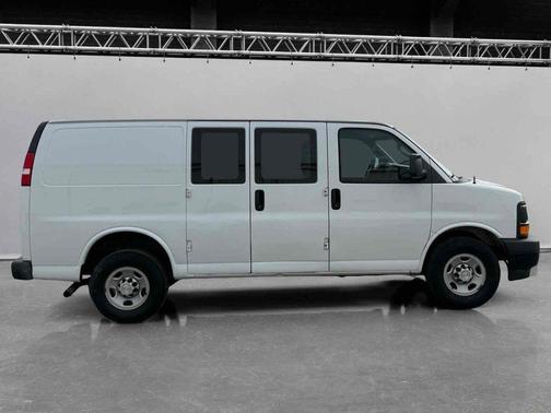 2017 Chevrolet Express 2500 Work Van