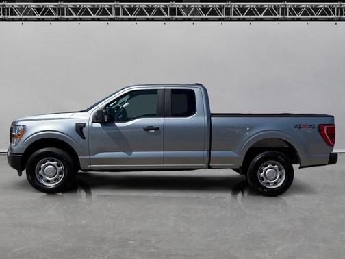 Iconic Silver Metallic 2022 Ford F-150 XL 4WD SuperCab 6.5' Box
