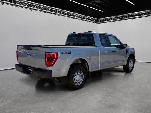 Iconic Silver Metallic 2022 Ford F-150 XL 4WD SuperCab 6.5' Box