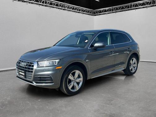 Monsoon Gray Metallic 2019 Audi Q5 Premium 45 TFSI quattro