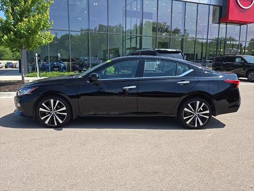 2022 Nissan Altima Platinum Intelligent AWD