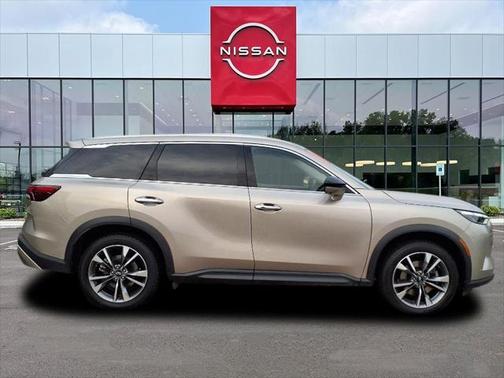 2022 INFINITI QX60 Luxe
