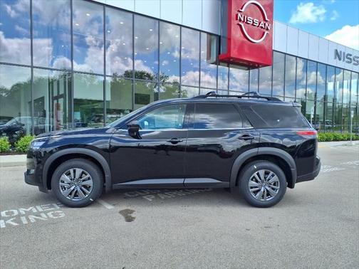 2025 Nissan Pathfinder SV 4WD