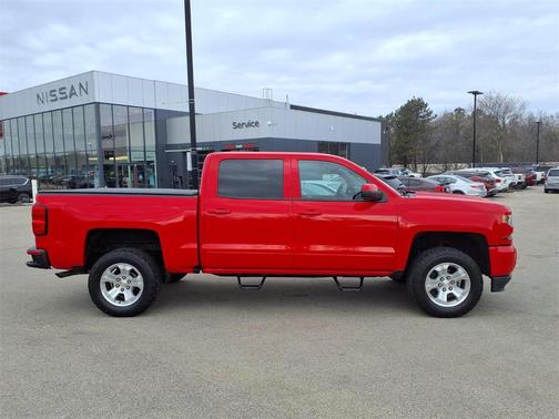 2018 Chevrolet Silverado 1500 2LT