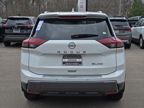2025 Nissan Rogue SL