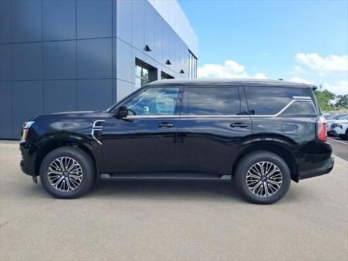 2025 Nissan Armada SL 4WD