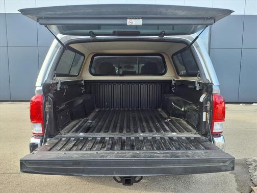 2017 Toyota Tacoma SR5