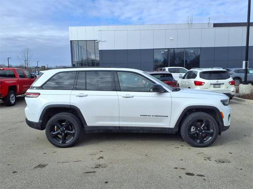 2023 Jeep Grand Cherokee Altitude