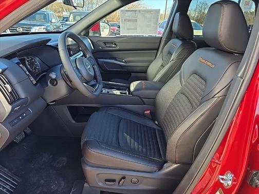 2025 Nissan Pathfinder Rock Creek 4WD