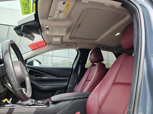 2023 Mazda CX-30 2.5 S Carbon Edition