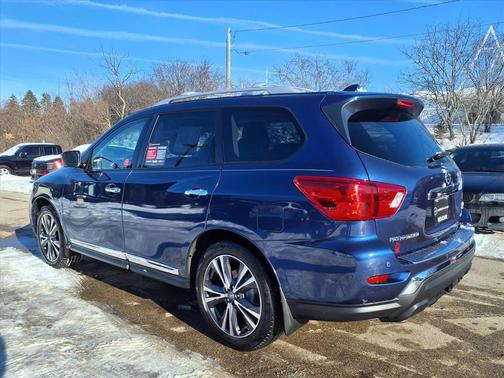 2020 Nissan Pathfinder Platinum 4WD