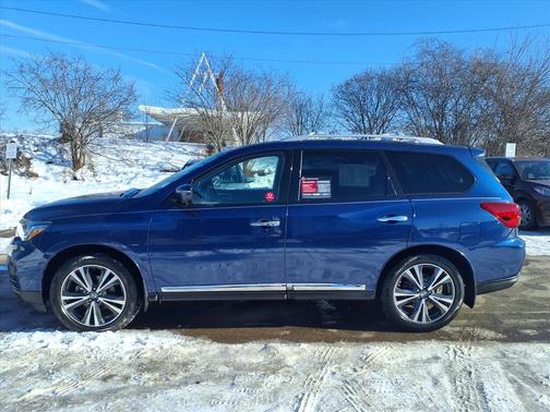 2020 Nissan Pathfinder Platinum 4WD