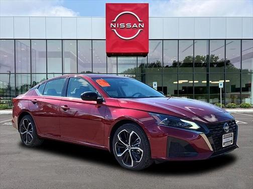2025 Nissan Altima SR AWD