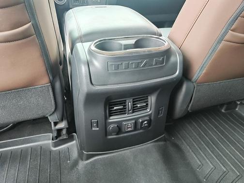 2019 Nissan Titan Platinum Reserve