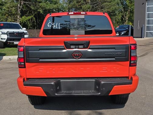 2025 Nissan Frontier PRO-4X