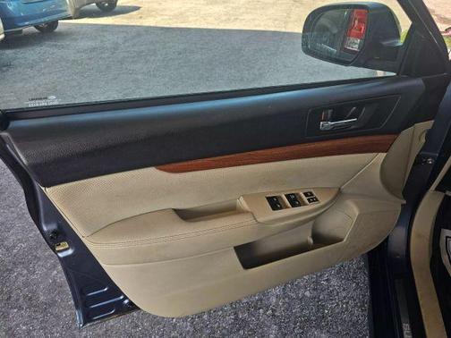 2014 Subaru Outback 3.6R Limited