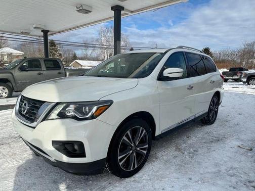 2018 Nissan Pathfinder Platinum