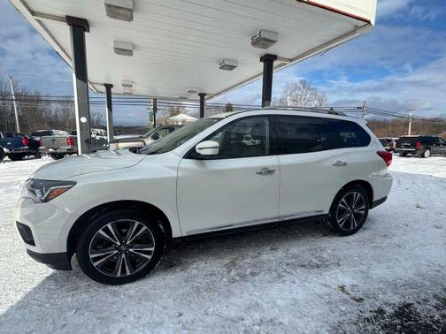 2018 Nissan Pathfinder Platinum