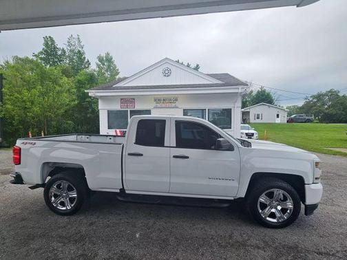 2018 Chevrolet Silverado 1500 Custom